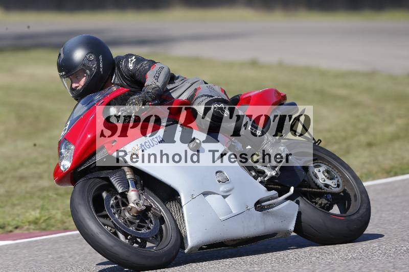 /Archiv-2025/49 26.08.2025 Cornu Master School ADR/gruen-vert/3